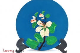 Blue round lacquer dish attached with eggshell Ban flower 30 cm( not included with stand)